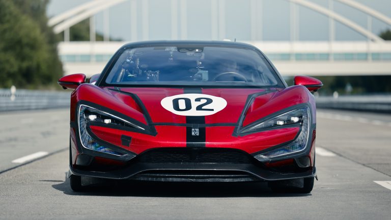 The Ultimate Guide to Sports Cars: Speed, Style, and Power